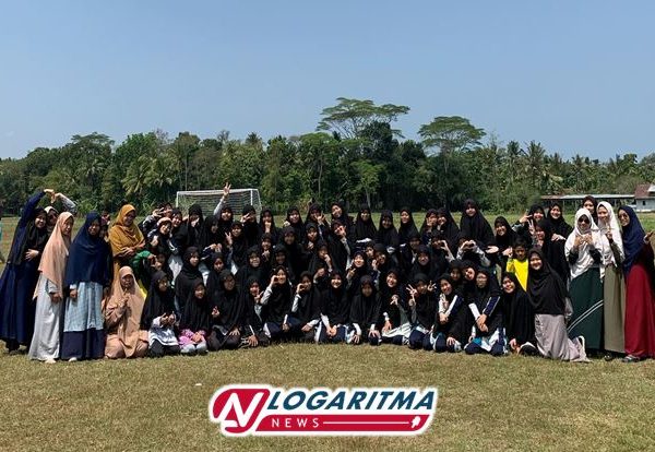 Mukhoyyam Angkatan 12 (WALTRAUND ALLAXE )