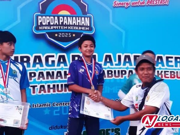 Azzaky Nikolas Aly Tamam, Siswa SMPIT Logaritma Karanganyar Raih Juara 1 POPDA Panahan Kabupaten 2025